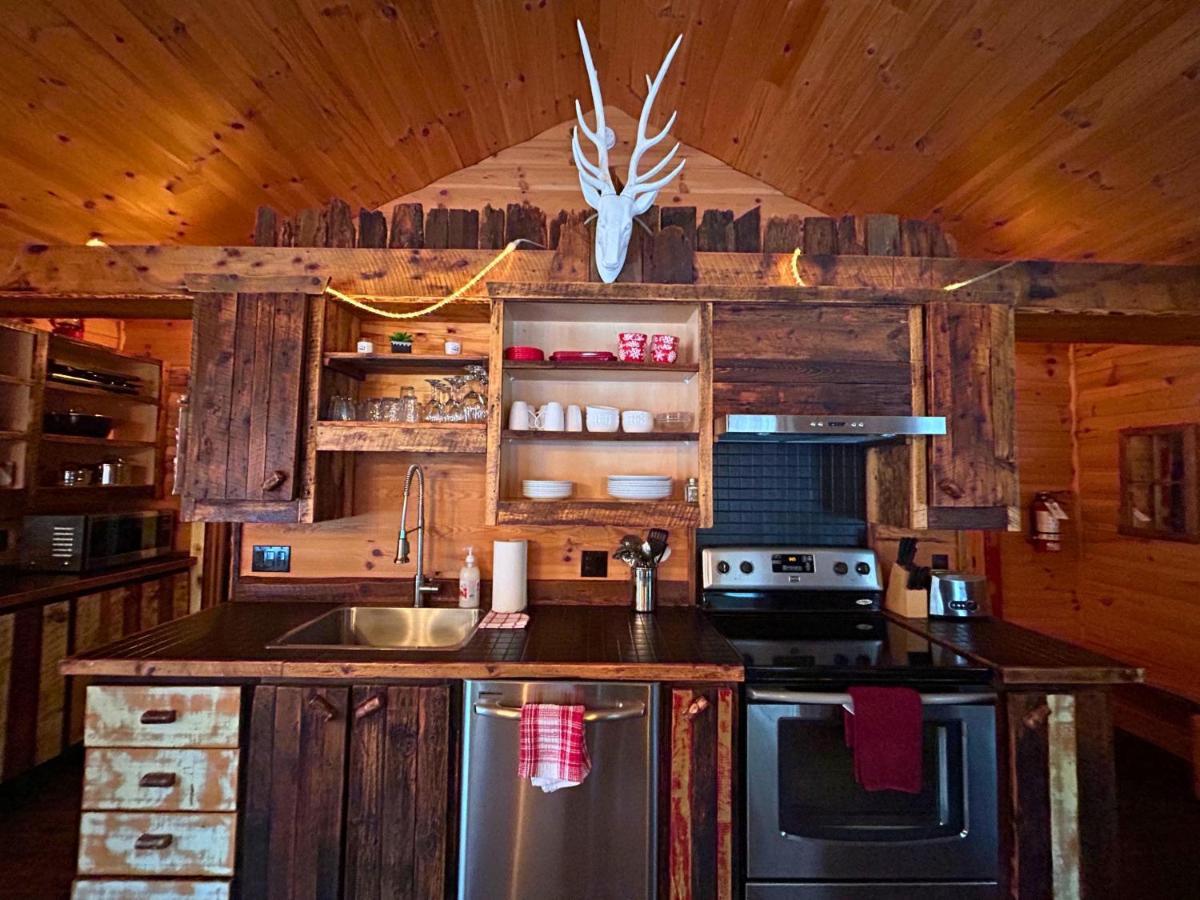 Husky - Chalets De Moh - Jacuzzi La Malbaie Eksteriør bilde