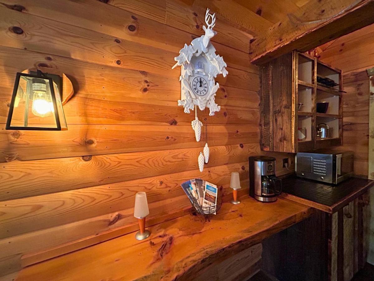 Husky - Chalets De Moh - Jacuzzi La Malbaie Eksteriør bilde